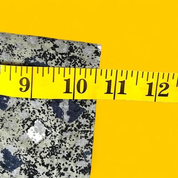 Columbia Short Sleeve Button-Up Shirt | Size L | Abstract Camo Print 100% Cotton - Picture 5 of 7